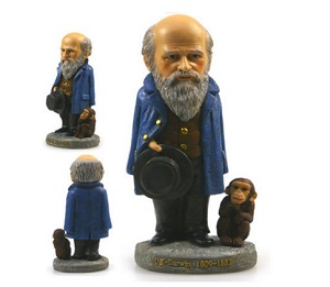Tượng cha đẻ thuyết tiến hóa - Charles Darwin (8x8x17cm)