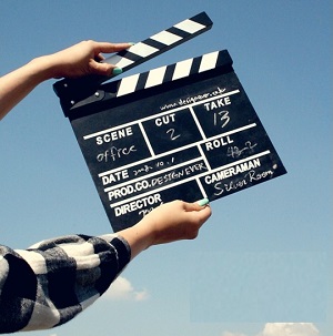 Bảng đạo cụ Clapper Board (30x27cm) bằng gỗ trang trí cá tính