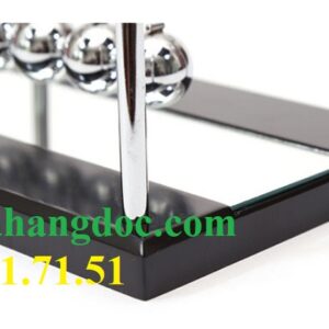 Con lắc Newton đáy kính đế gỗ khung bi thép GVK (18x12x18cm)