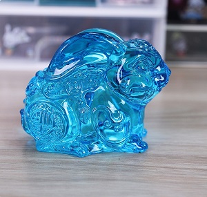 Con thỏ bằng pha lê dài 7cm