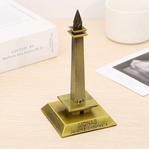 Đài tưởng niệm quốc gia Monas, biểu tượng thủ đô Jakarta – Indonesia