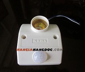 Đui đèn cảm ứng hồng ngoại tự động mở đèn KAWA SS682