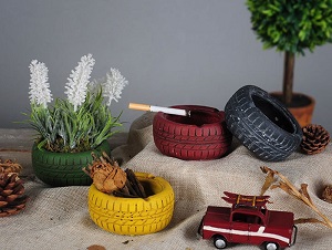Gạt tàn thuốc đất nung, hình bánh xe cỡ nhỏ (5×10.5cm)