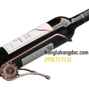 Giá để rượu sắt rèn retro hoa mai đơn giản