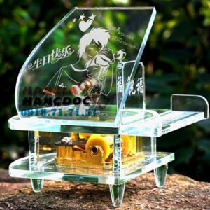 Hộp nhạc piano thủy tinh
