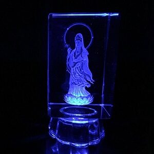 Khối pha lê khắc 3D Quan Âm Bồ Tát, có đèn led đổi màu