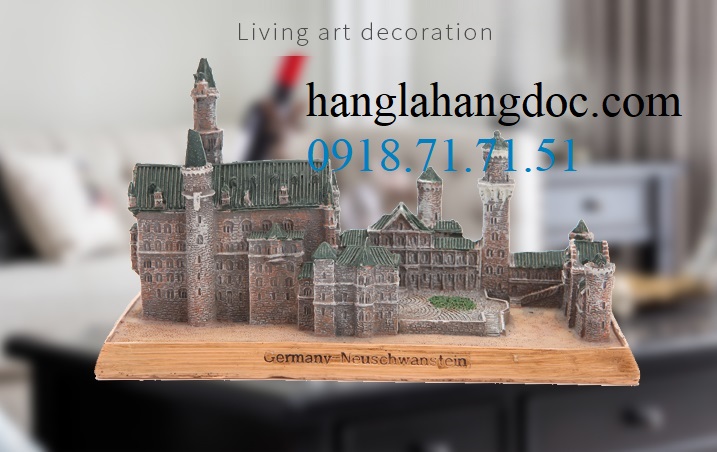 Mô hình lâu đài cổ Neuschwanstein, Fussen, Đức nổi tiếng