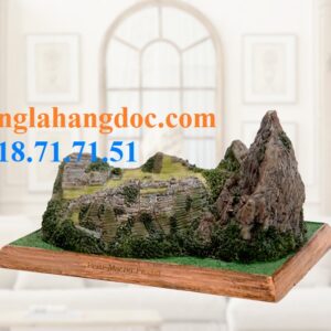 Mô hình thánh địa Machu Picchu thu nhỏ độc đáo