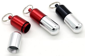 Móc khóa đựng thuốc big size tiện dụng (2,5 x 8,5cm)
