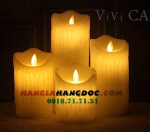 Nến điện tử dạng sáp chảy, ngọn lửa lắc lư, cao 15 cm, đường kính 7.5cm