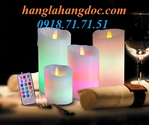 Nến sáp dùng pin lắc lư 7 màu, cao 15cm, đường kính 7.5cm
