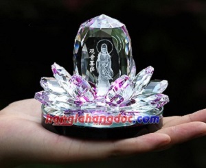 Quan âm tọa sen pha lê tỏa hương
